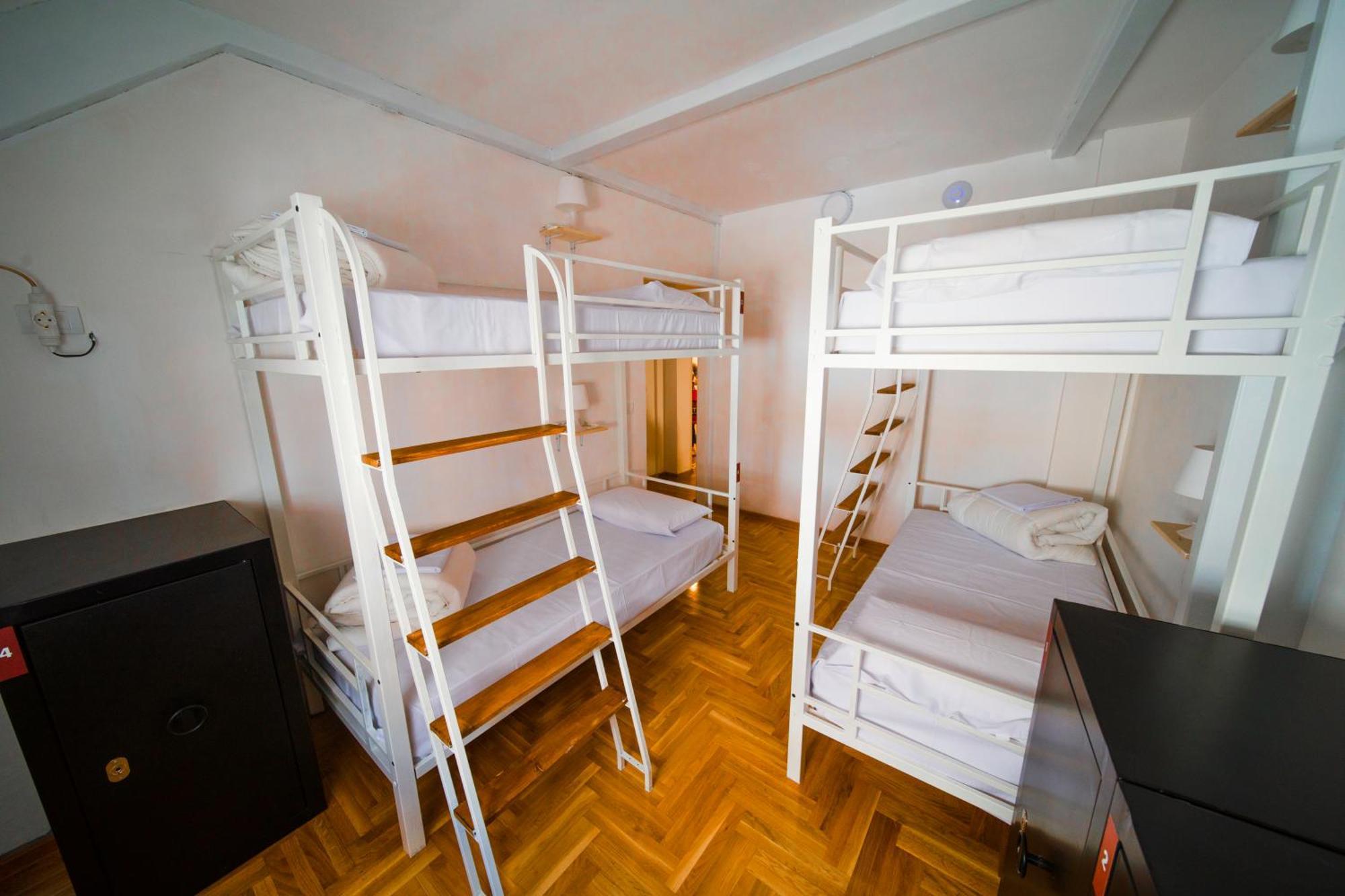 New Generation Hostel Como Lake 외부 사진